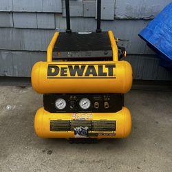 Dewalt Compressor 