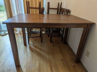 Dinning table and chairs