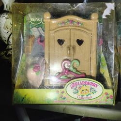 Fisher Price Wardrobe Briar Berry Collection 