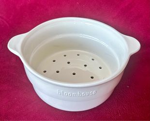 Bloomhouse Ceramic Non stick Steamer Insert With Lid/Tray. Oprah’s favorite things