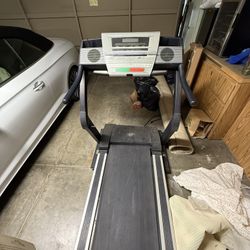 Nordictrack Treadmill E-3200