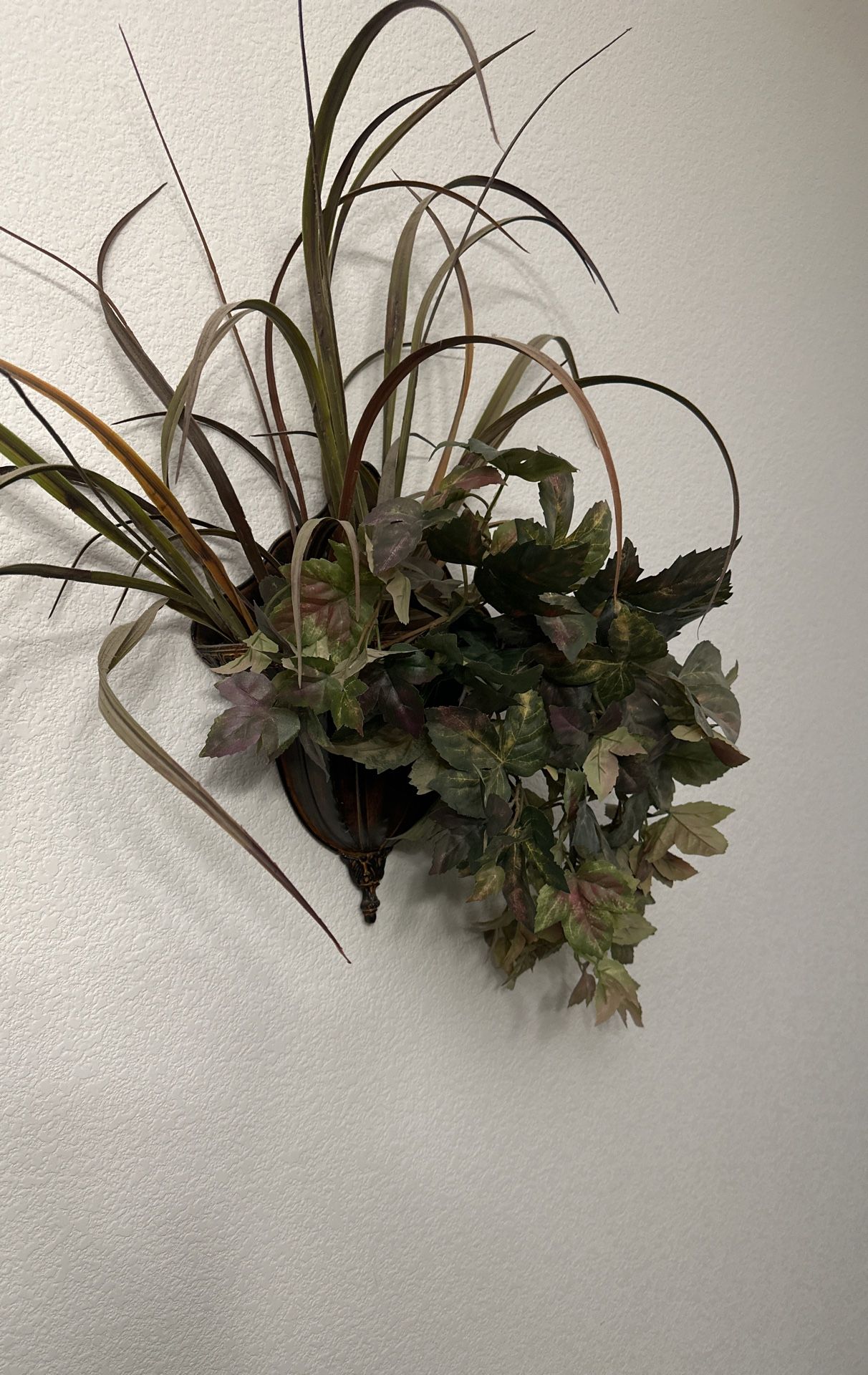 Metal Wall Decor With Fake Plants