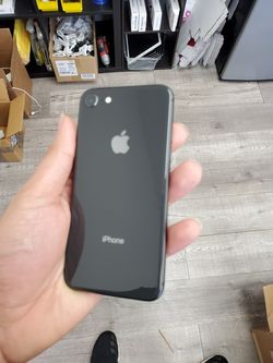 Iphone 8...64gb. Unlock for any sim