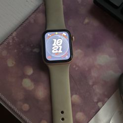 Apple Watch SE