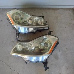 2005-2008 Infiniti M35 Headlights Xenon Hid With Lights Bulbs And Accessories OEM.
