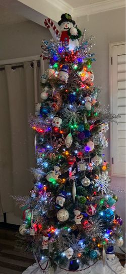 7ft non lit brandford spruce cashmere tree