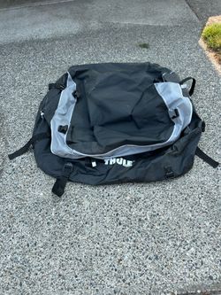 Thule cartop carrier cargo bag