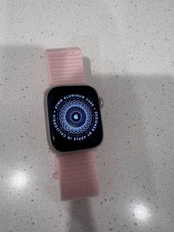 Apple Watch Series 8