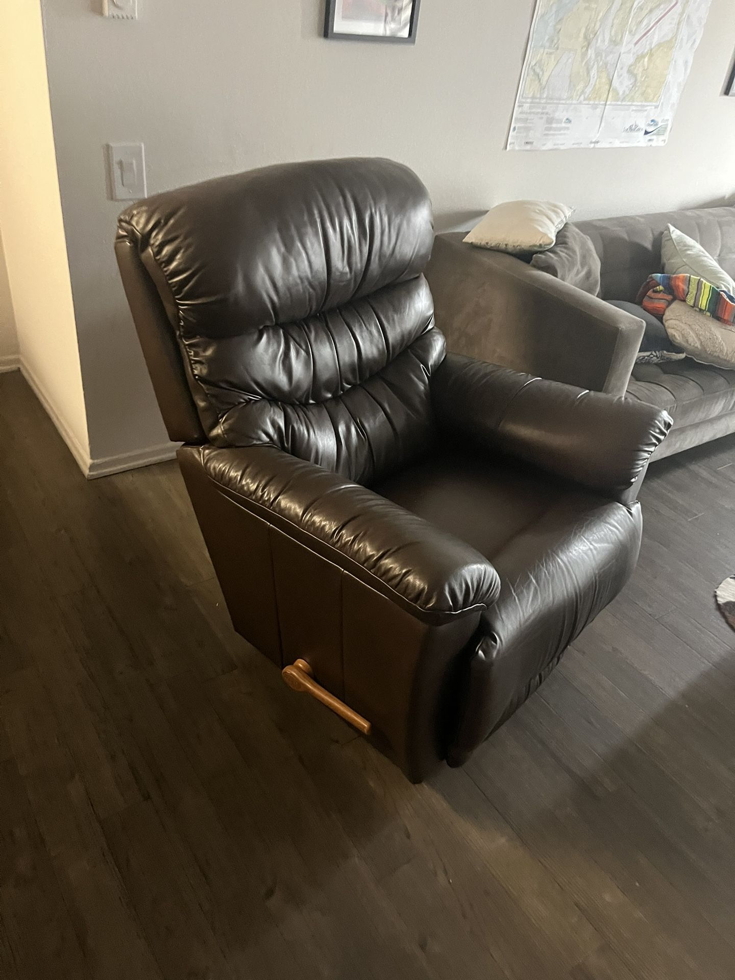 La-Z-Boy Recliner Chair