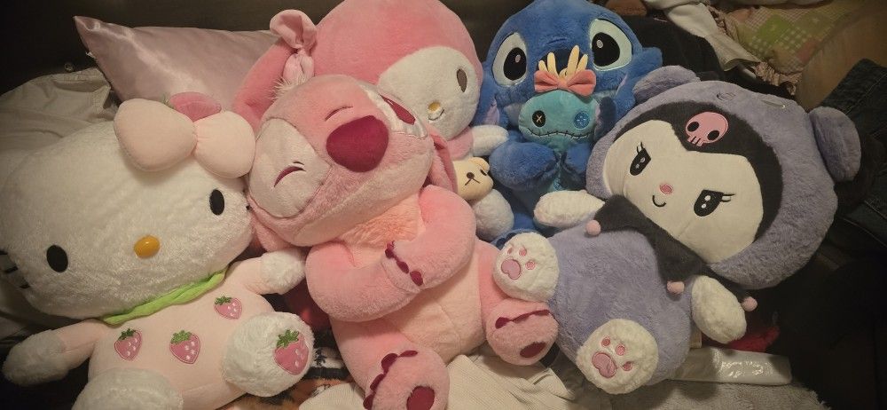 Plushies HELLO kitty