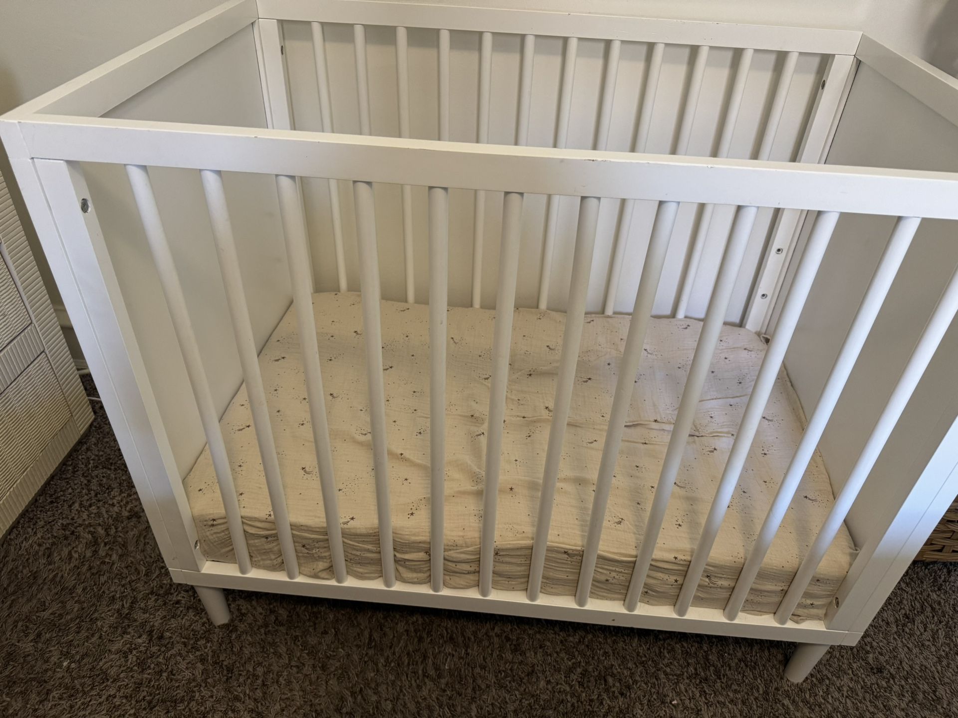Mini Crib And Mattress