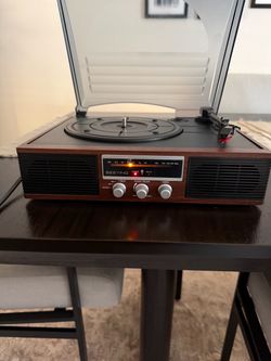 Seeying Vinyl Record Player with Bluetooth and FM radio