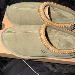 Olive Green Uggs