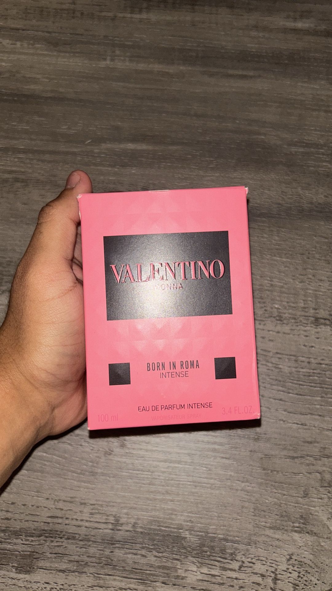 valentino perfume women brand new