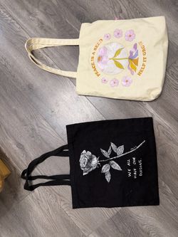 Graphic Canvas Tote Bags