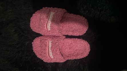 balenciaga slides new