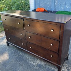 Children’s Dresser 