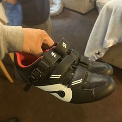 Peloton Bicyclist Shoes Size 44