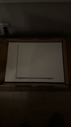 2026 MacBook Air 13" M5 — 16GB / 512GB — Sky Blue — Factory Sealed