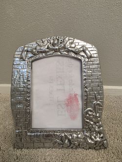 Vintage Mexican Silver Tone Metal Picture Frame Ornate Floral Birds 315