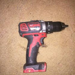 Milwaukee's drill driver M-18