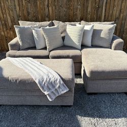 Sectional Couch 