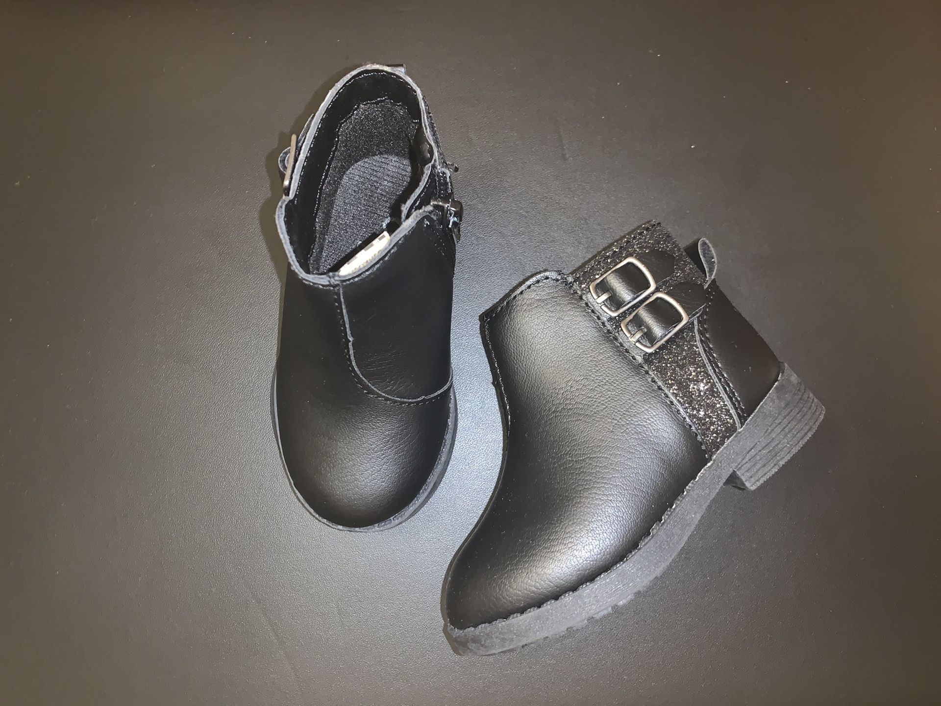 TODDLER winter boots for sale! Brand new!