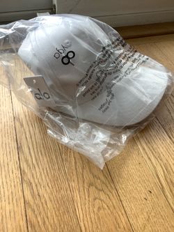 White Alo yoga hat
