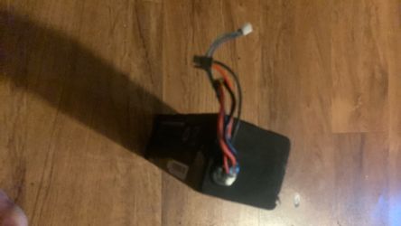 36.5v. 10AH/365WH.