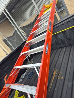 8ft podium max ladder