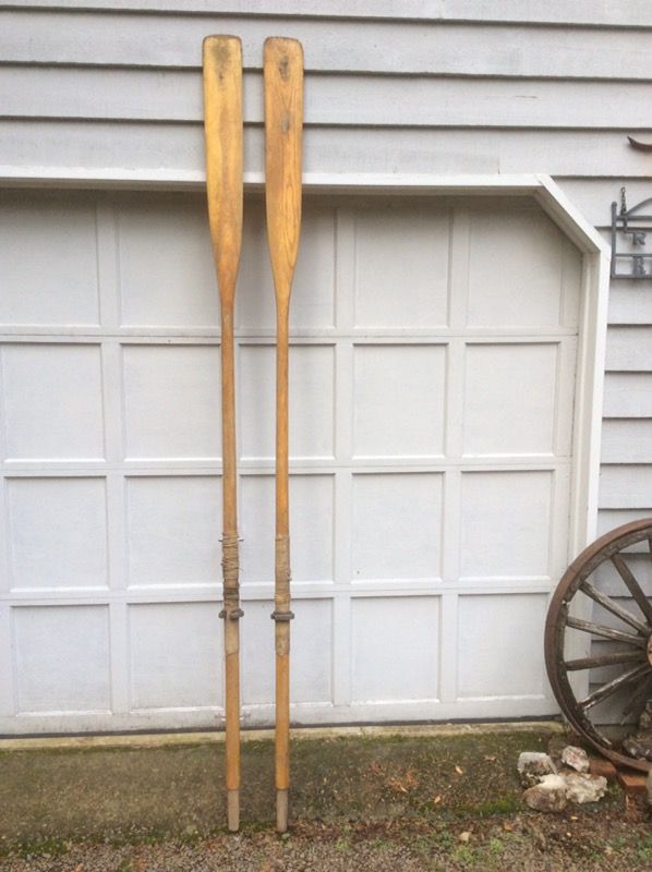 Pair of vintage 9 ft long wooden oars for Sale in Woodinville, WA OfferUp
