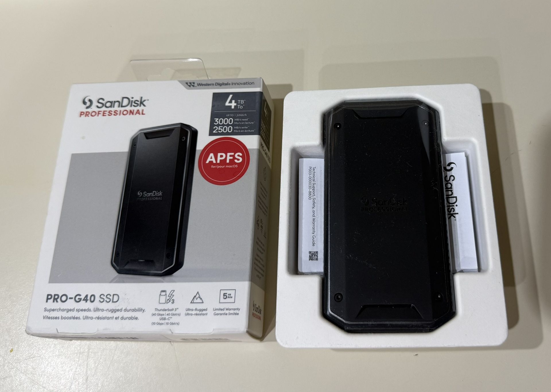 SanDisk Professional PRO-G40 4TB Thunderbolt 3 Portable External SSD