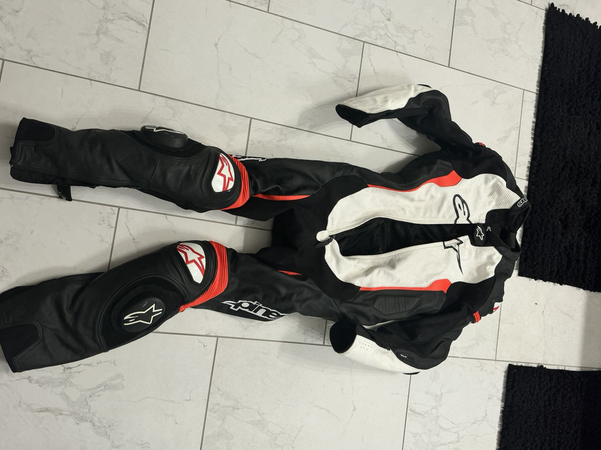 Alpinestars Leather Racing Suit Size 44