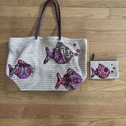Vera Bradley Tote And Wristlet 