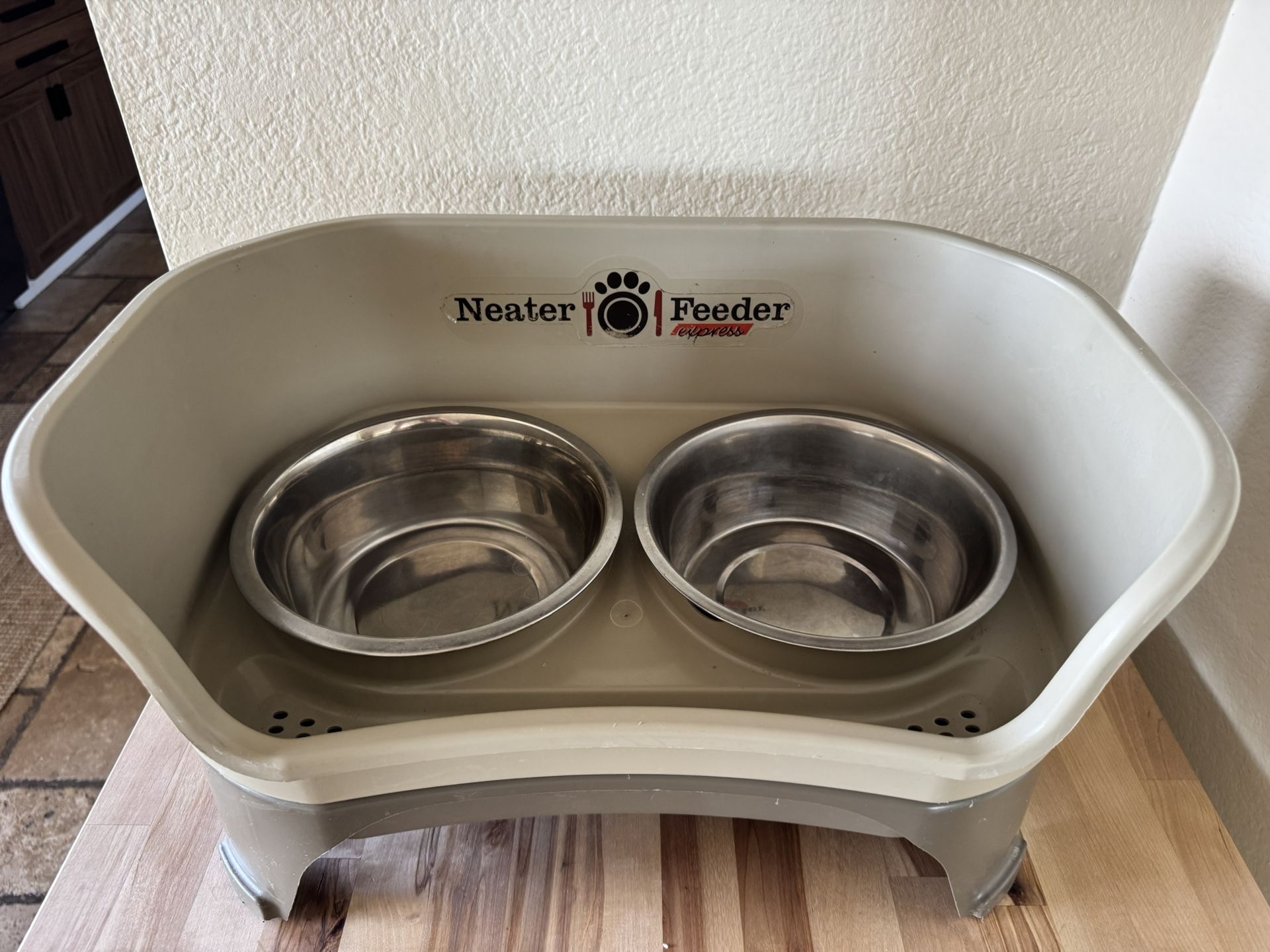 Neater Feeder Dog Bowls