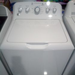 GE 4.8 cuft Washer With Agitator 