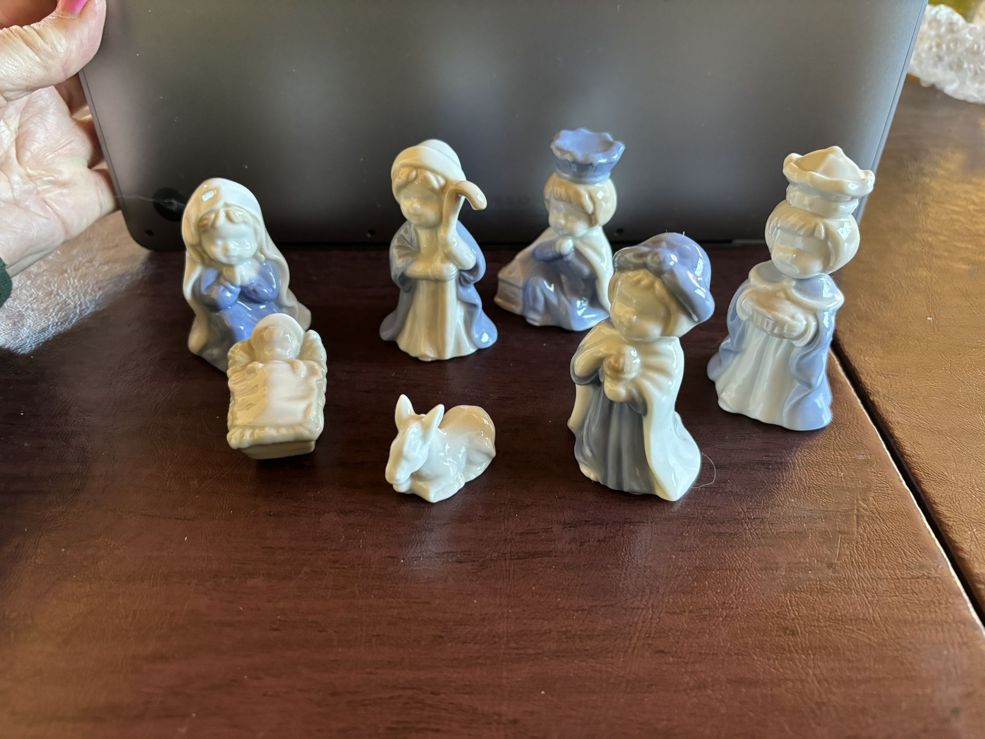 Sri Lanka Biedermann Vintage Christmas Nativity Set