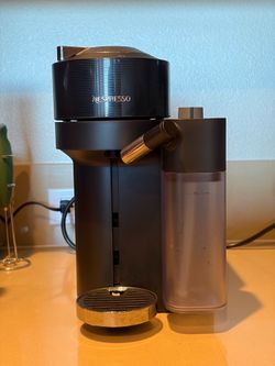 Nespresso Vertuo Lattissima Espresso Maker