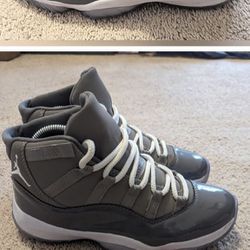 Jordan 11s Cool grey Size 8