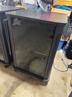 2 Middle Atlantic RFR-2028GE  20RU Racks