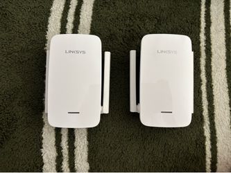 2 Linksys RE6300 WiFi Extenders