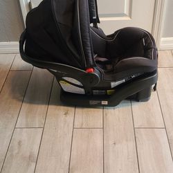 Graco Carseat Stroller Set