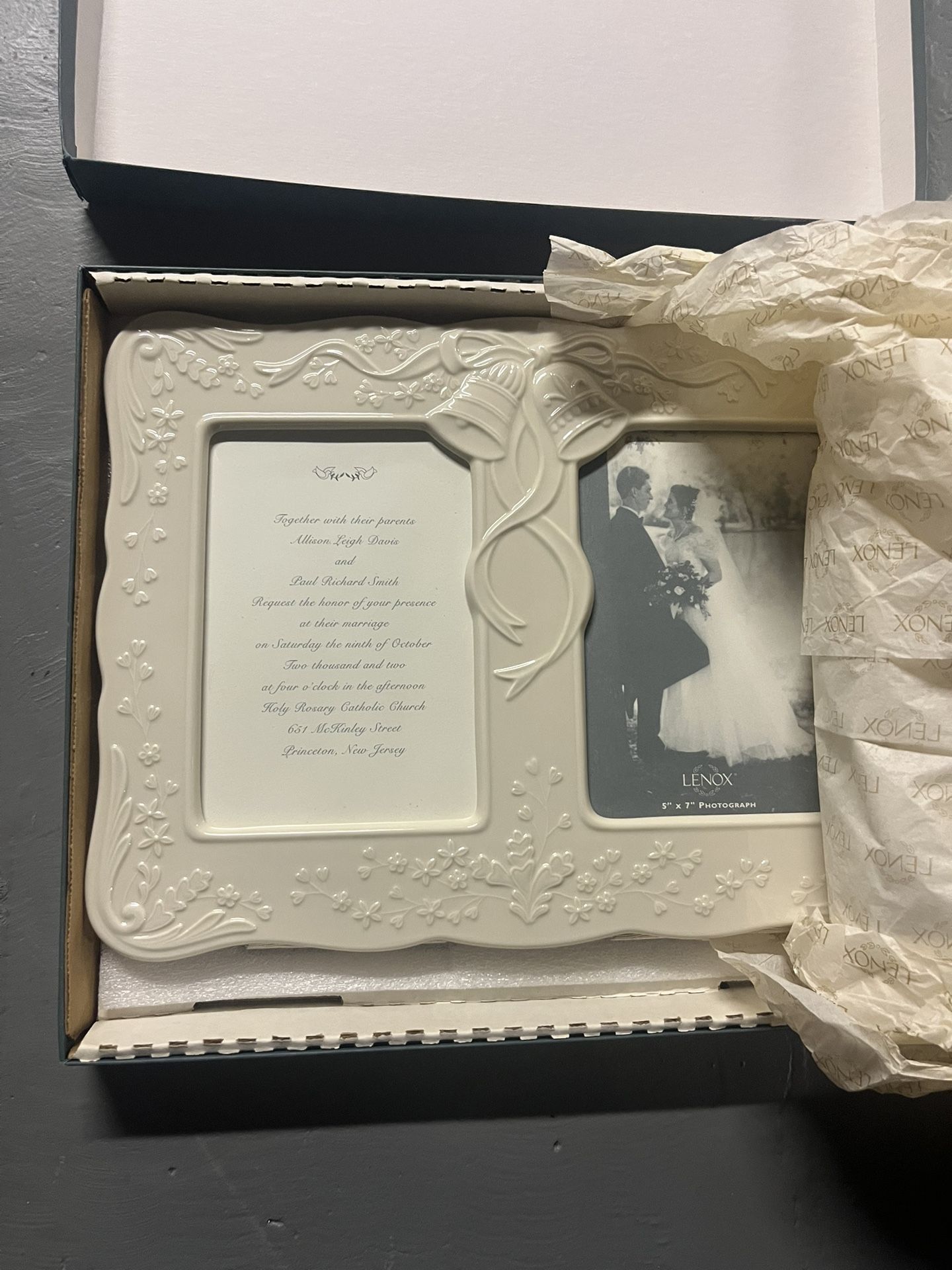 NEW Lenox Wedding Promises Double Picture Frame -holds two 5"x7" photos