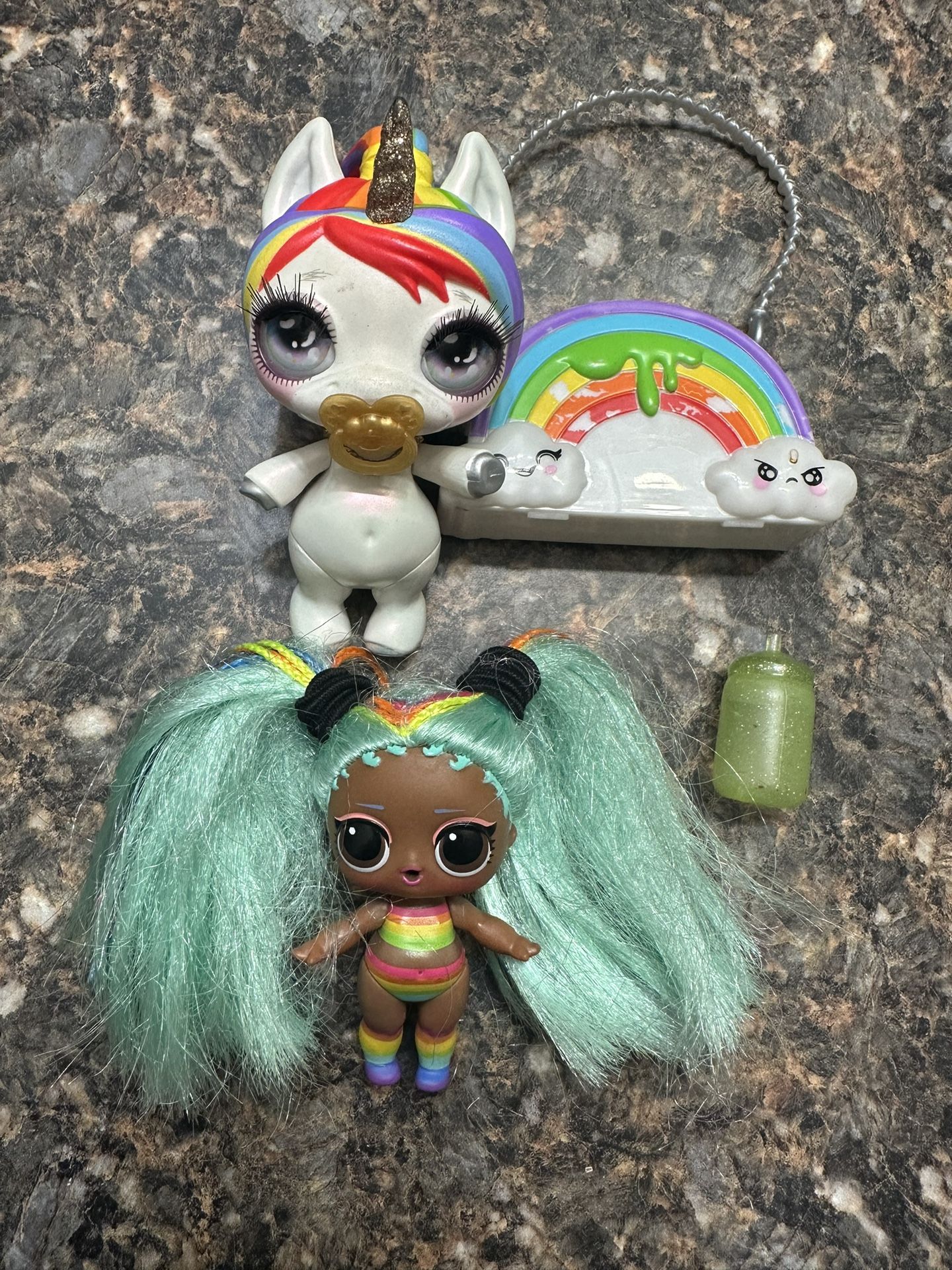 L.O.L. Surprise! 2018 Rainbow Big Sister Doll and Unicorn 