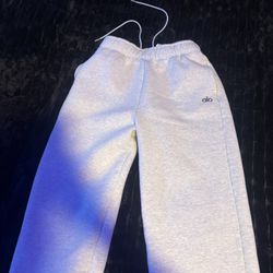 alo Sweat Pants 