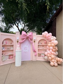 BEAUTIFUL Wooden back drop 5 pieces