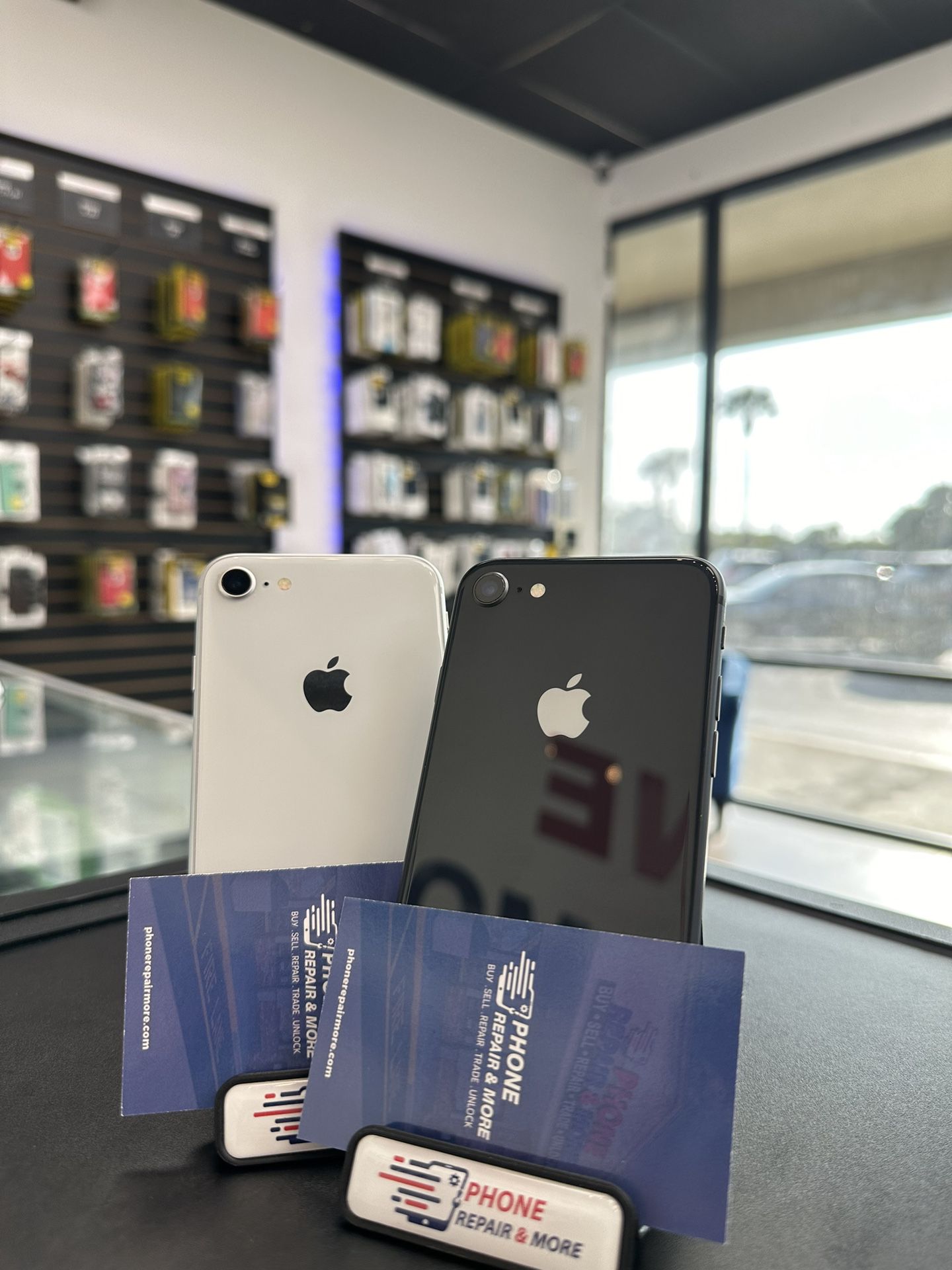 iPhone 8 Unlocked for any carrier🔓| Up To 90 Days warranty✅ | All colors Available ❗️| Like New 