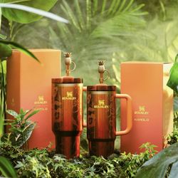 Stanley x Karol G Flor Cup