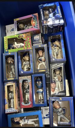40 Los Angeles Dodgers Bobbleheads Collection & 2020 World Series Ring