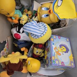 Collectible Tweety Items